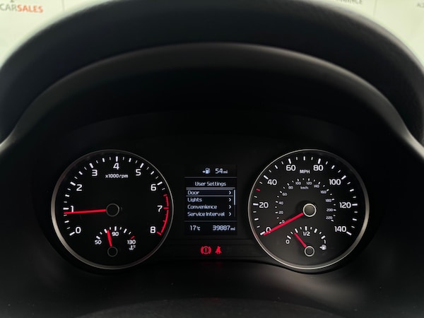 Used Kia Stonic 2019 for sale - 75646285: Photo 43