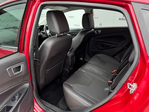 Used Ford Fiesta 2015 for sale - 75670833: Photo 15