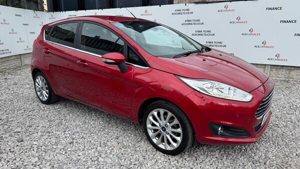 Used Ford Fiesta 2015 for sale - 75670833: Photo 2