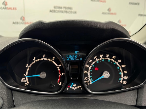 Used Ford Fiesta 2015 for sale - 75670833: Photo 50