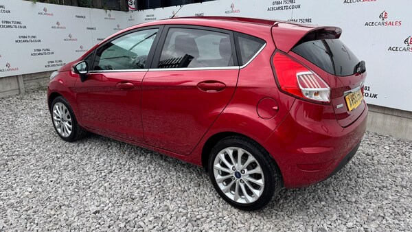 Used Ford Fiesta 2015 for sale - 75670833: Photo 6