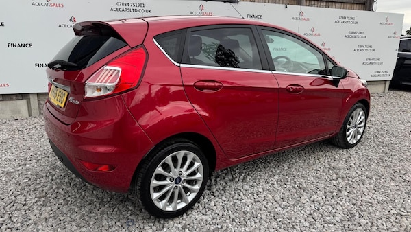 Used Ford Fiesta 2015 for sale - 75670833: Photo 8
