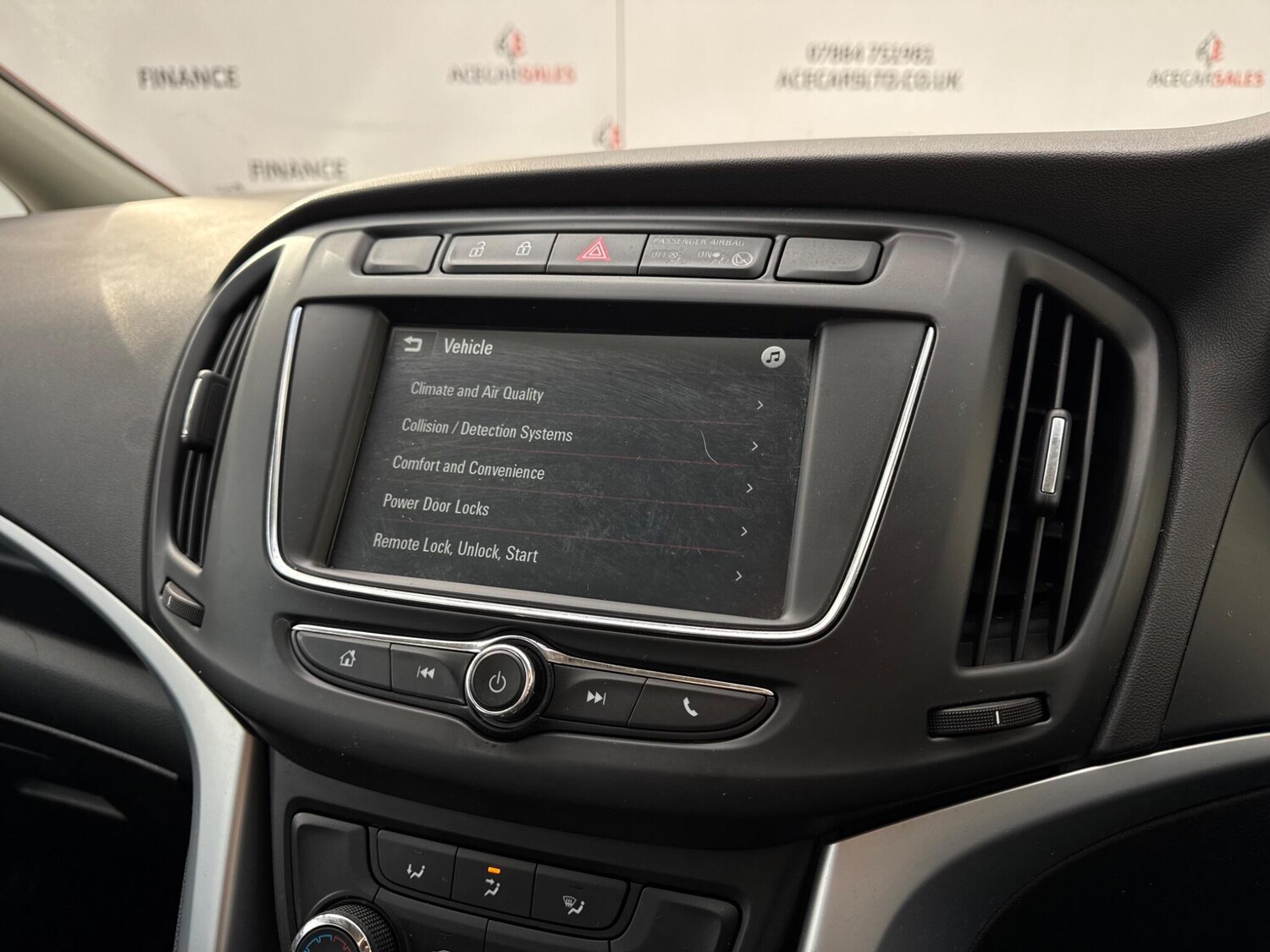 Used Vauxhall Zafira 2017 for sale - 77839584: Photo 38