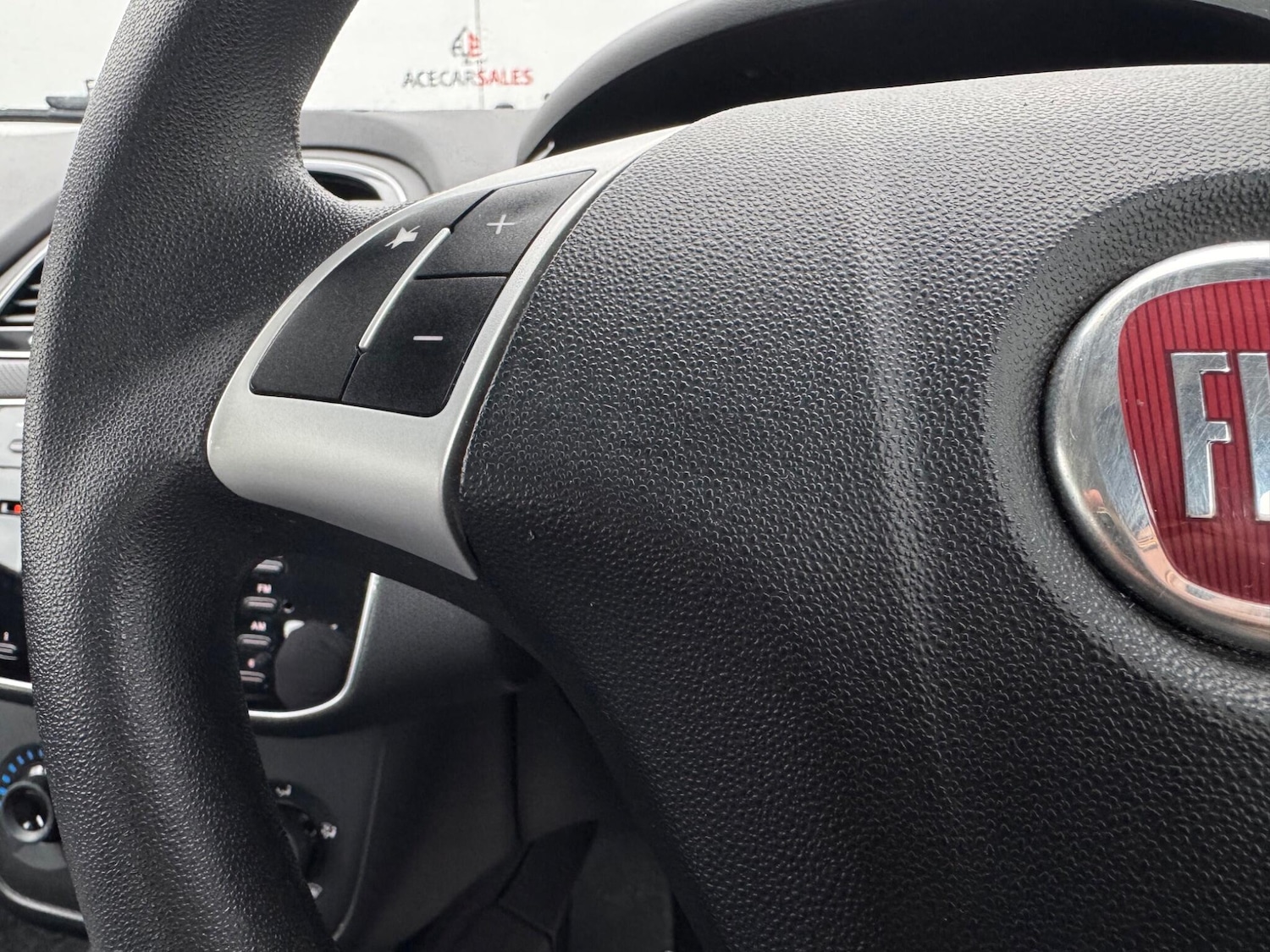 Used Fiat Punto 2017 for sale - 77191880: Photo 28