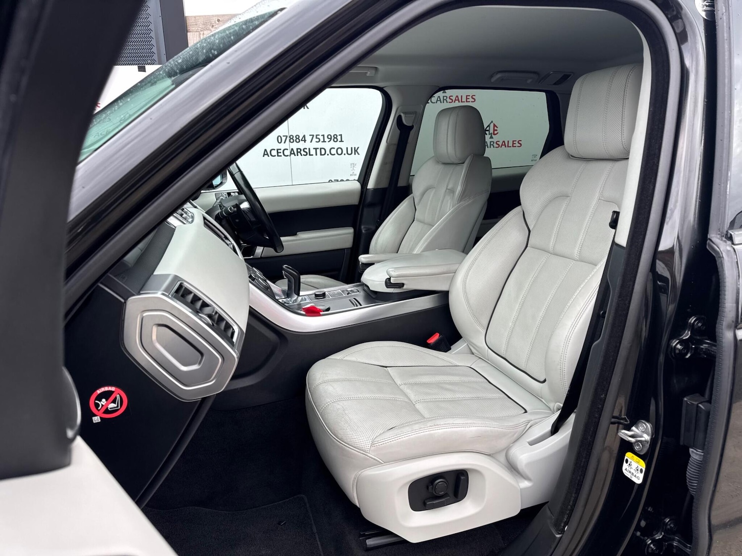 Used Land Rover Range Rover Sport 2015 for sale - 76992515: Photo 19