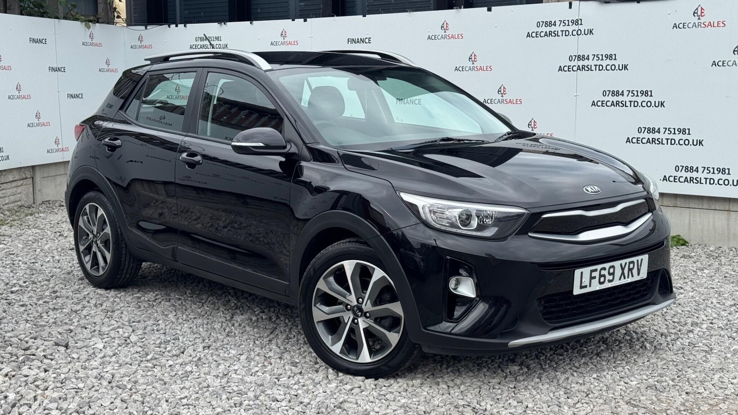 Used Kia Stonic 2019 for sale - 76988017: Photo 1