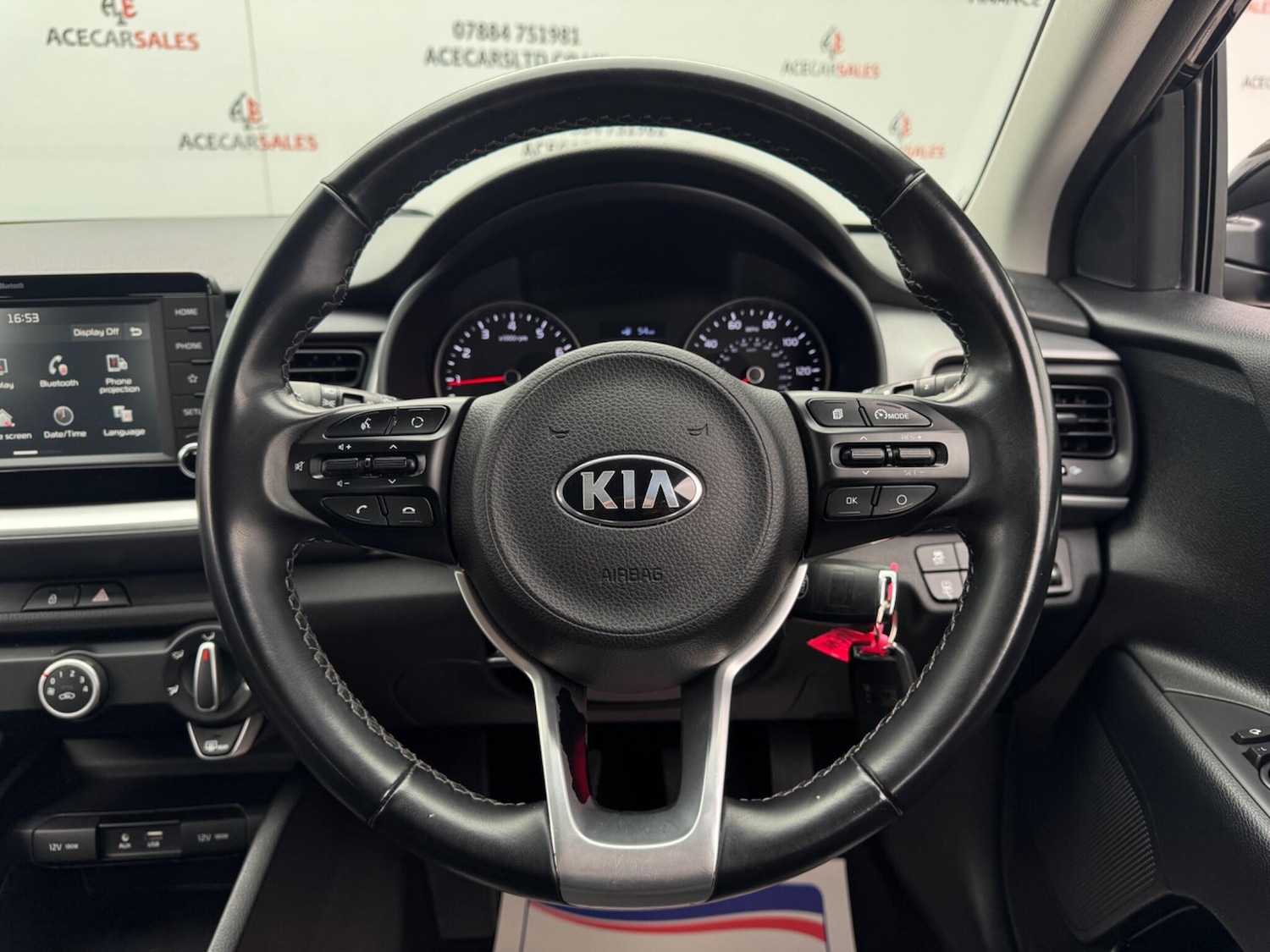 Used Kia Stonic 2019 for sale - 76988017: Photo 27