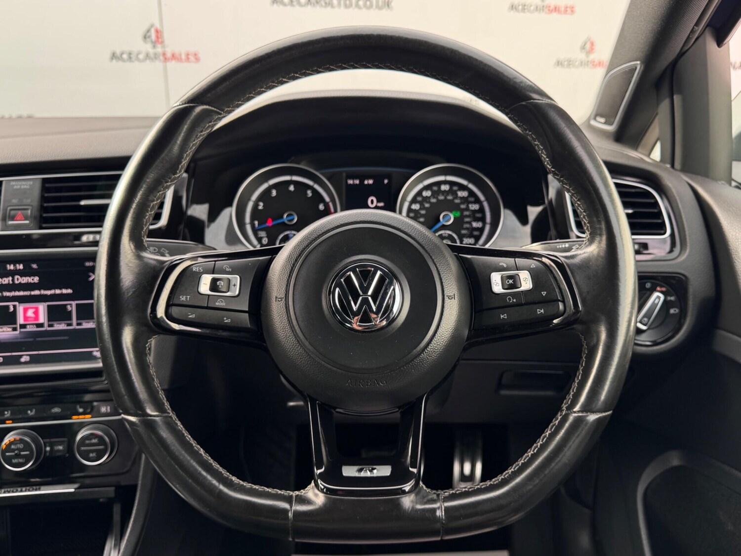 Used Volkswagen Golf 2016 for sale - 77586587: Photo 30