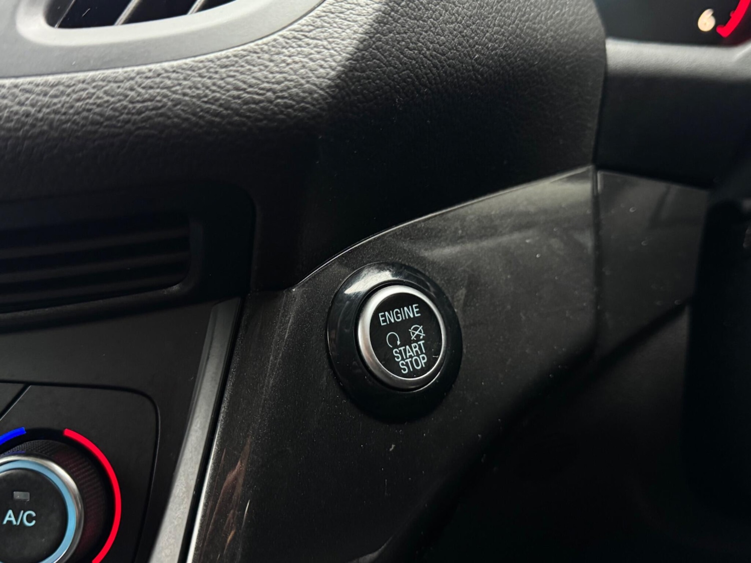 Used Ford Kuga 2017 for sale - 76824331: Photo 24