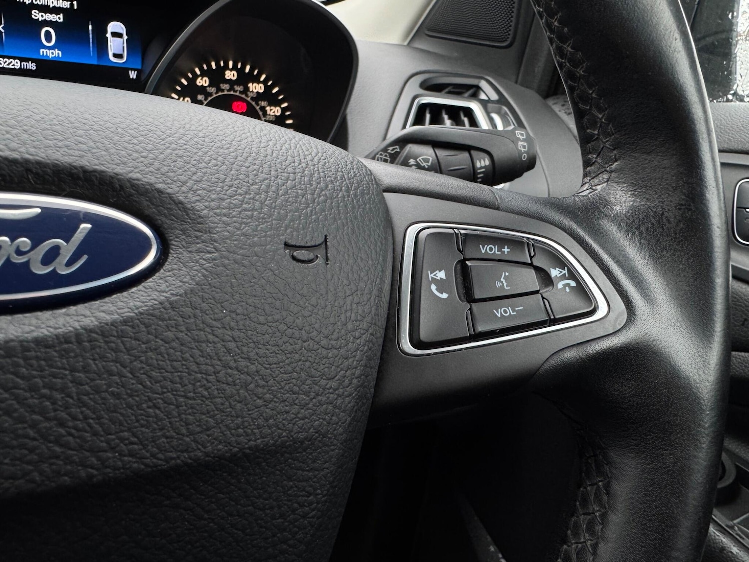 Used Ford Kuga 2017 for sale - 76824331: Photo 32