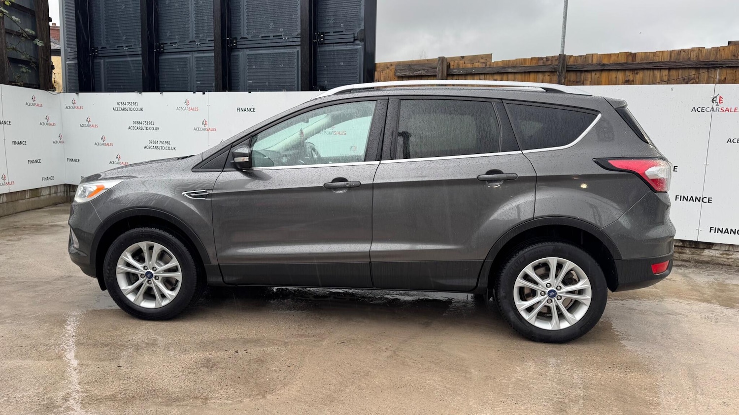 Used Ford Kuga 2017 for sale - 76824331: Photo 5