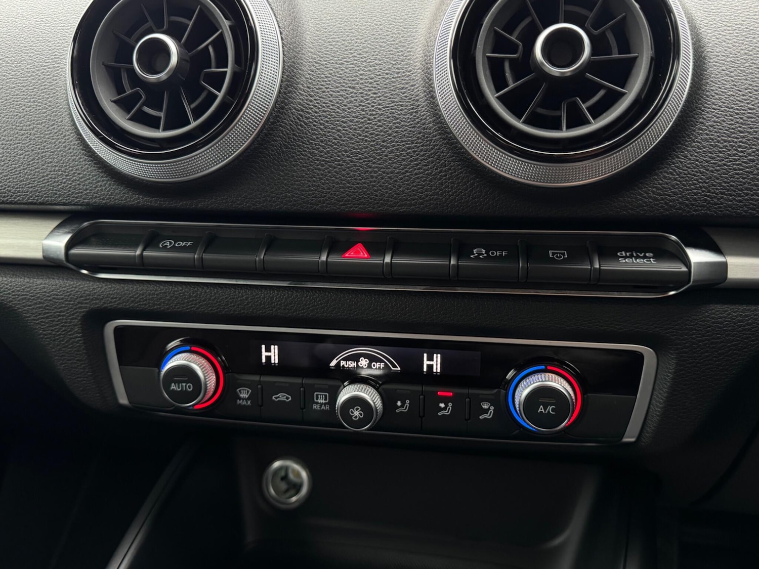 Used Audi A3 2018 for sale - 76561333: Photo 24