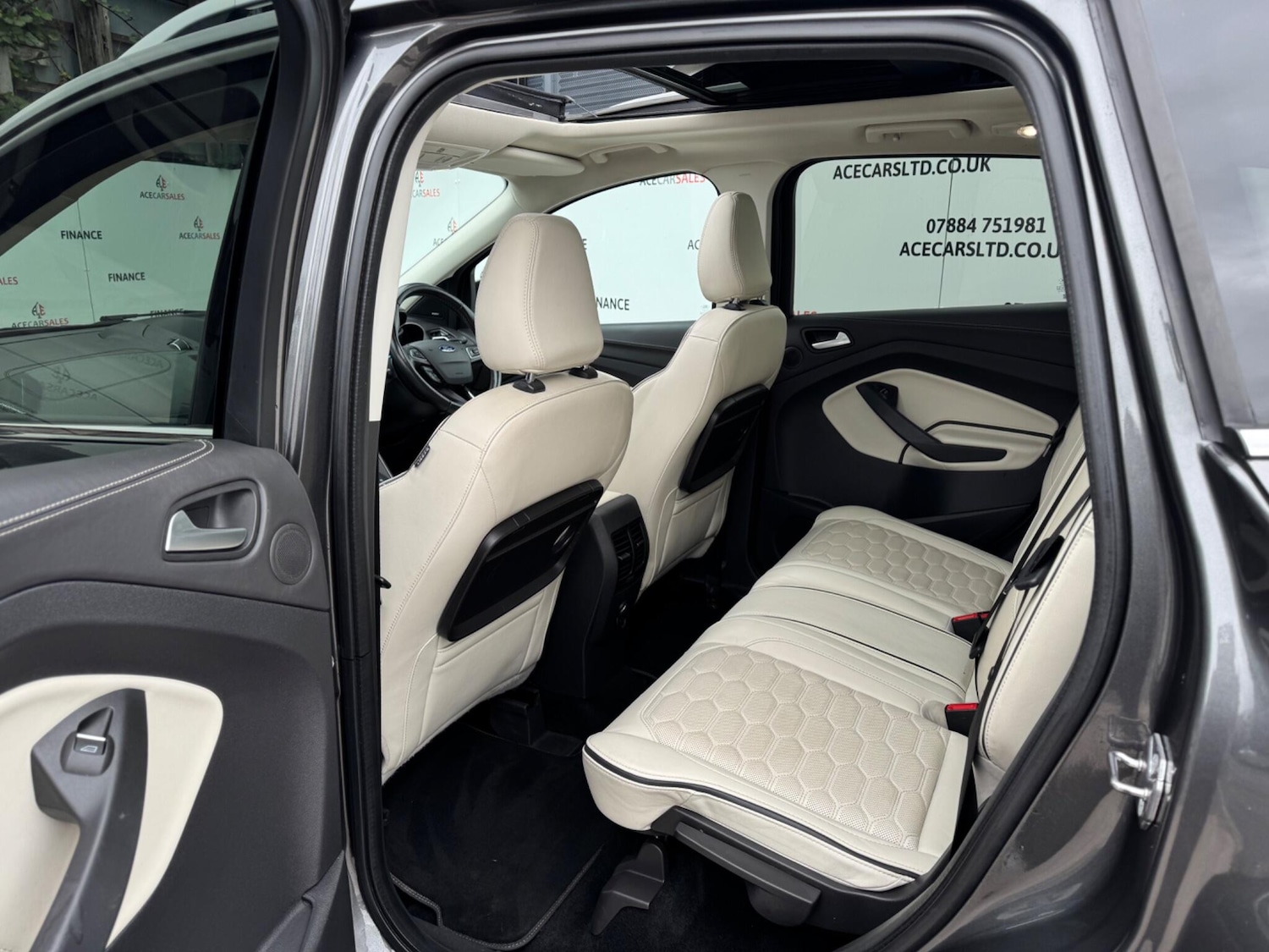 Used Ford Kuga 2017 for sale - 76936099: Photo 15