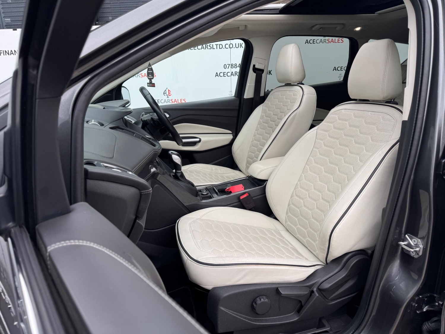 Used Ford Kuga 2017 for sale - 76936099: Photo 19