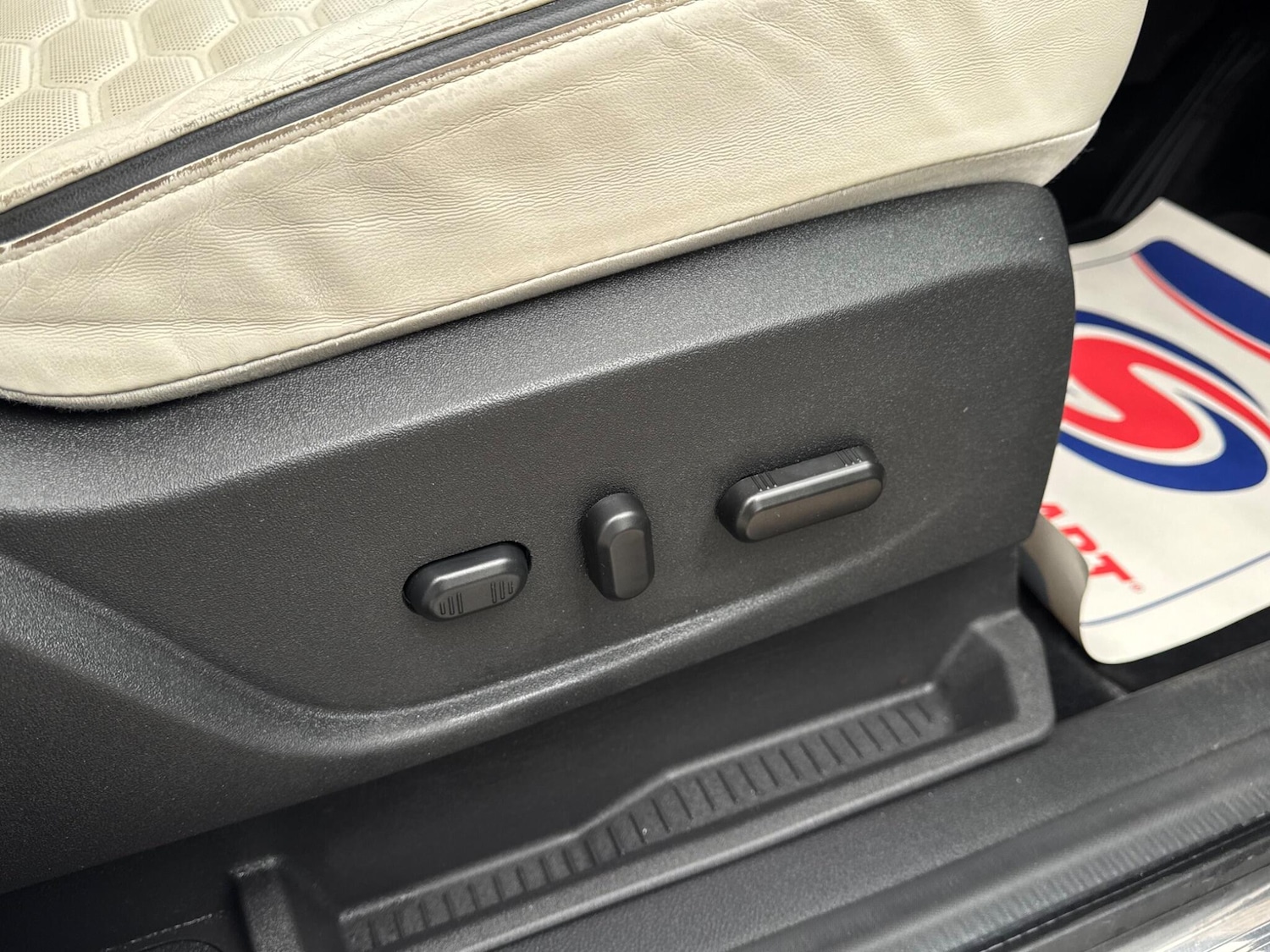 Used Ford Kuga 2017 for sale - 76936099: Photo 57