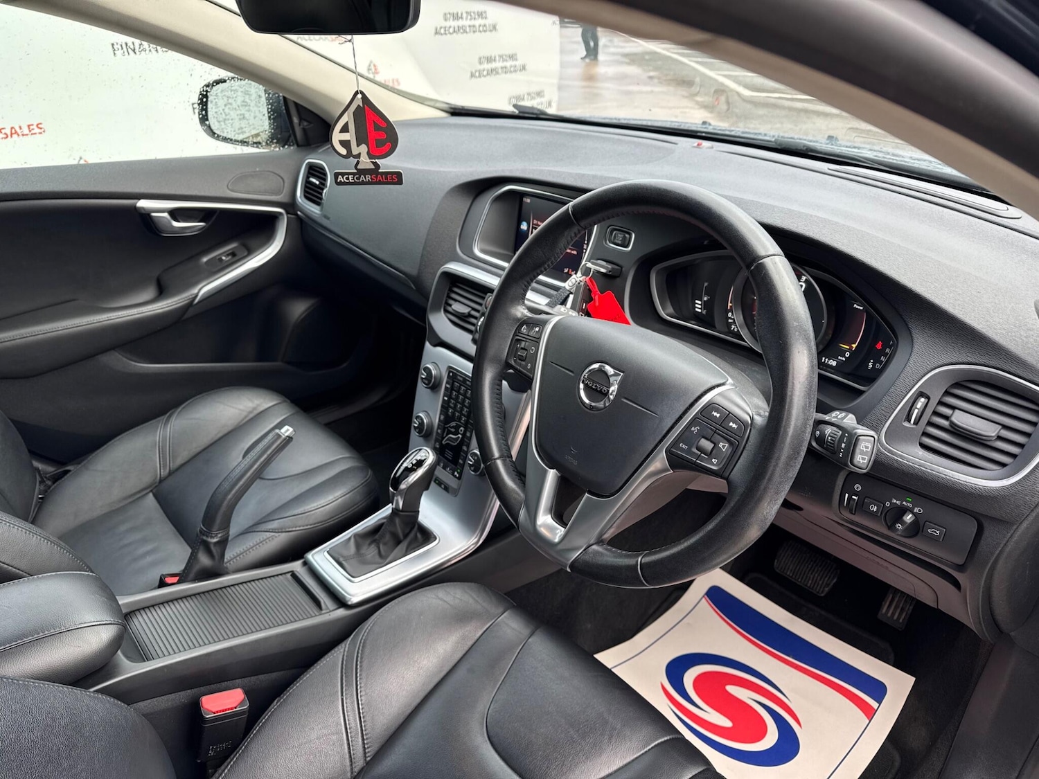 Used Volvo V40 2019 for sale - 76991359: Photo 10