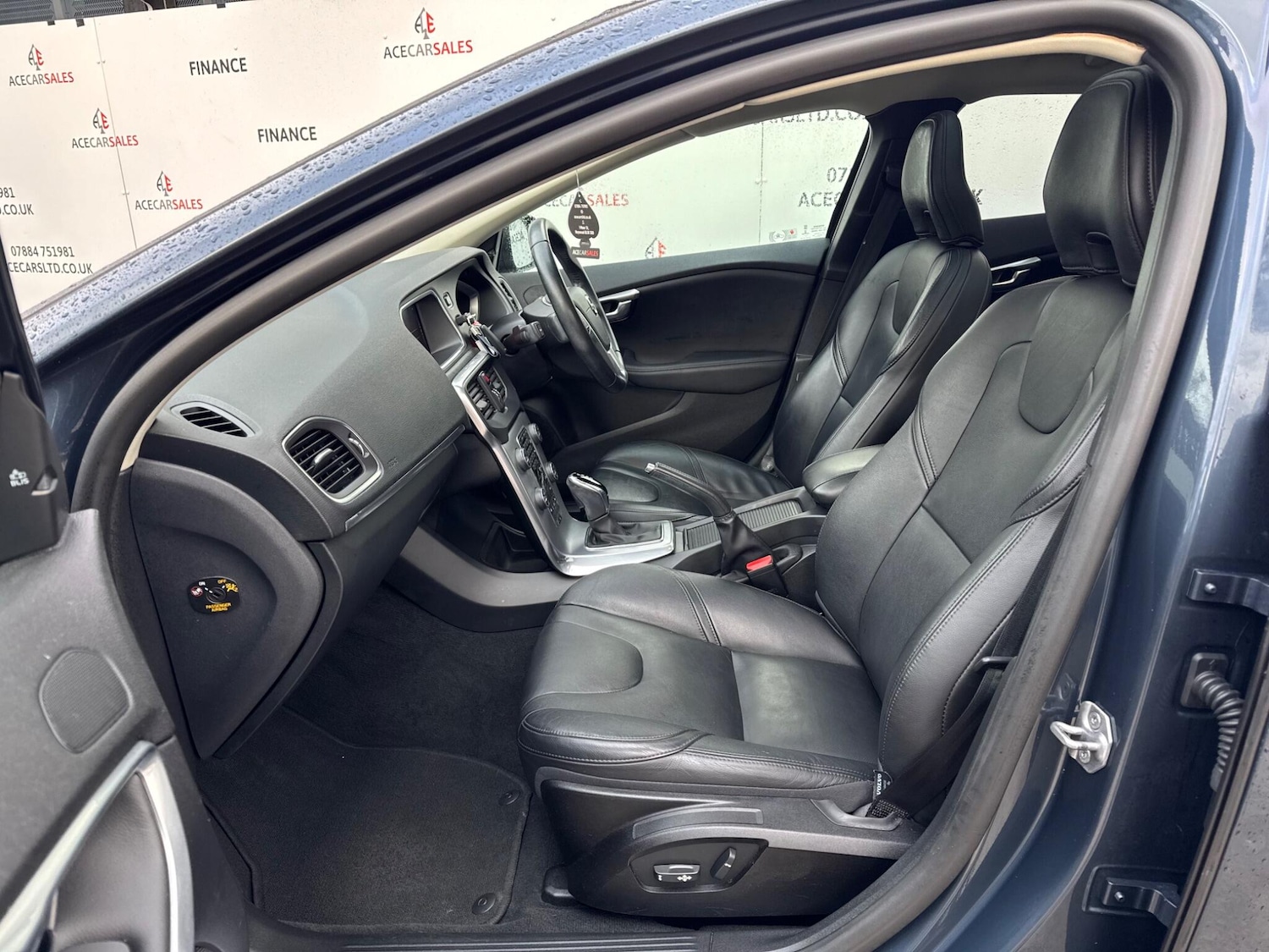 Used Volvo V40 2019 for sale - 76991359: Photo 18