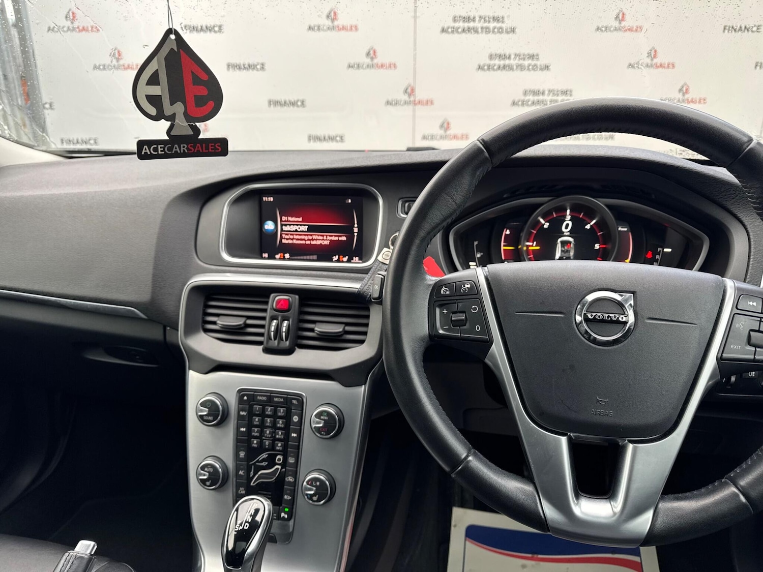 Used Volvo V40 2019 for sale - 76991359: Photo 23