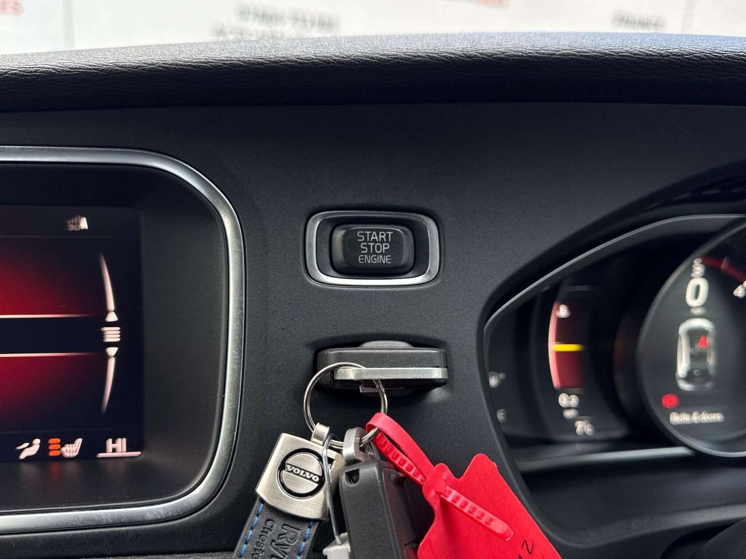 Used Volvo V40 2019 for sale - 76991359: Photo 25