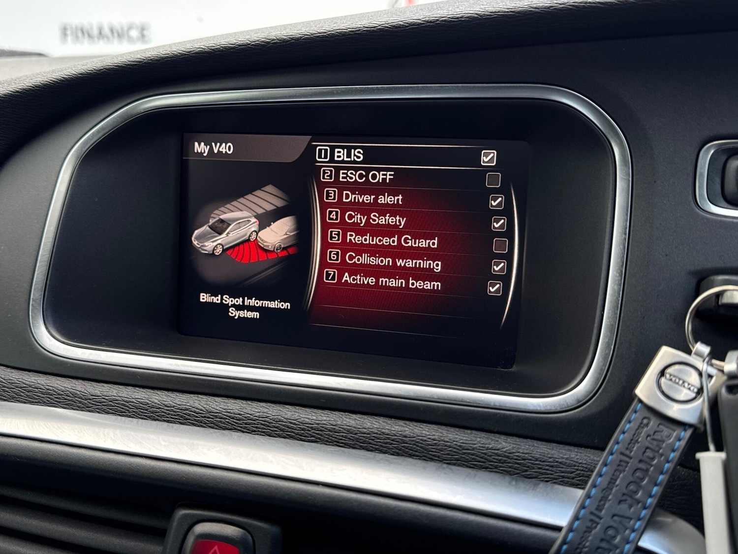 Used Volvo V40 2019 for sale - 76991359: Photo 37