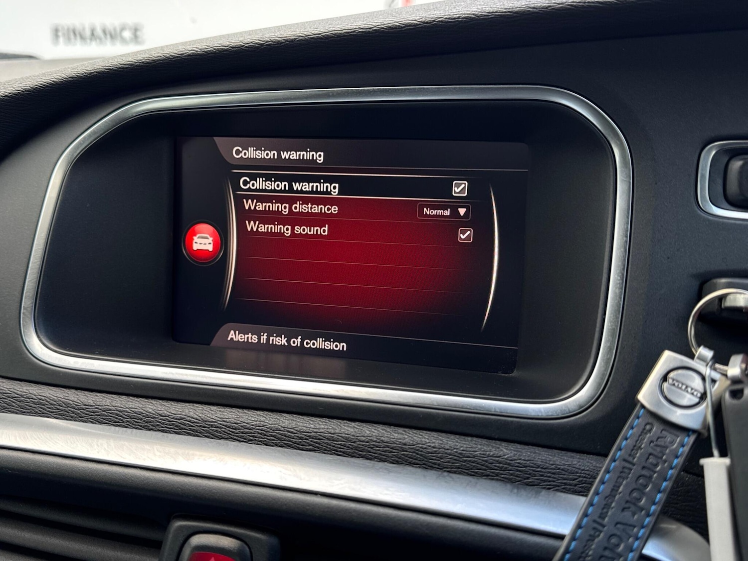 Used Volvo V40 2019 for sale - 76991359: Photo 41