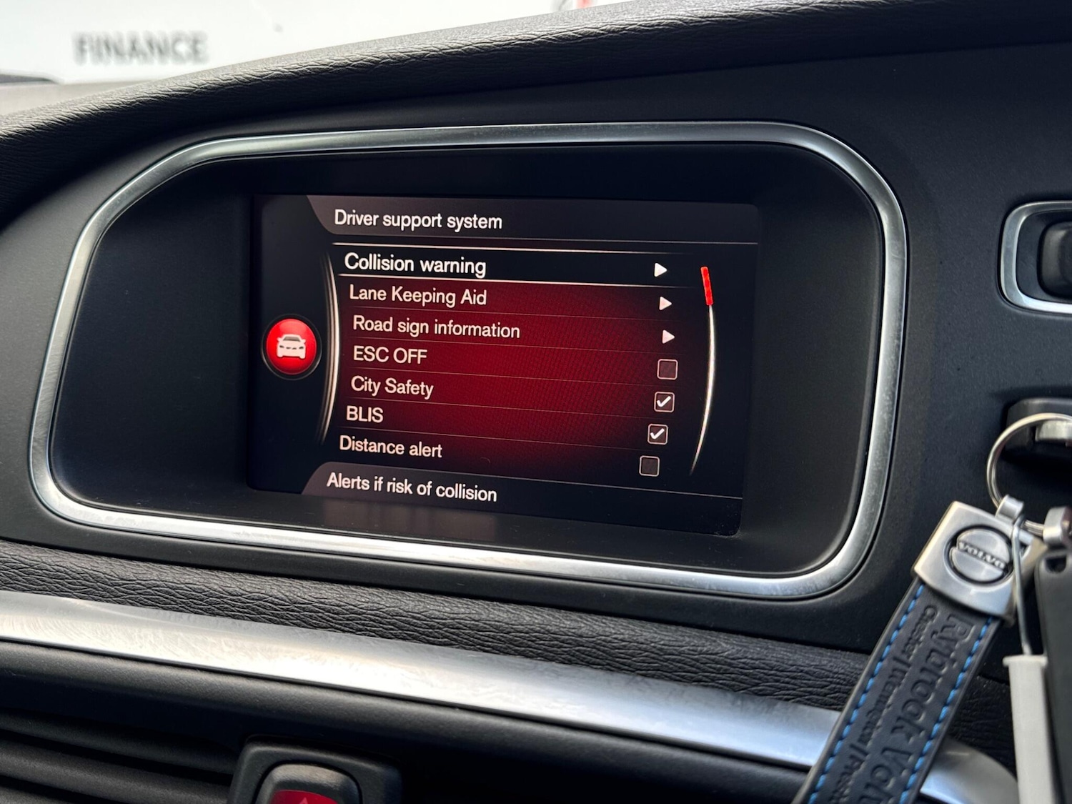 Used Volvo V40 2019 for sale - 76991359: Photo 42