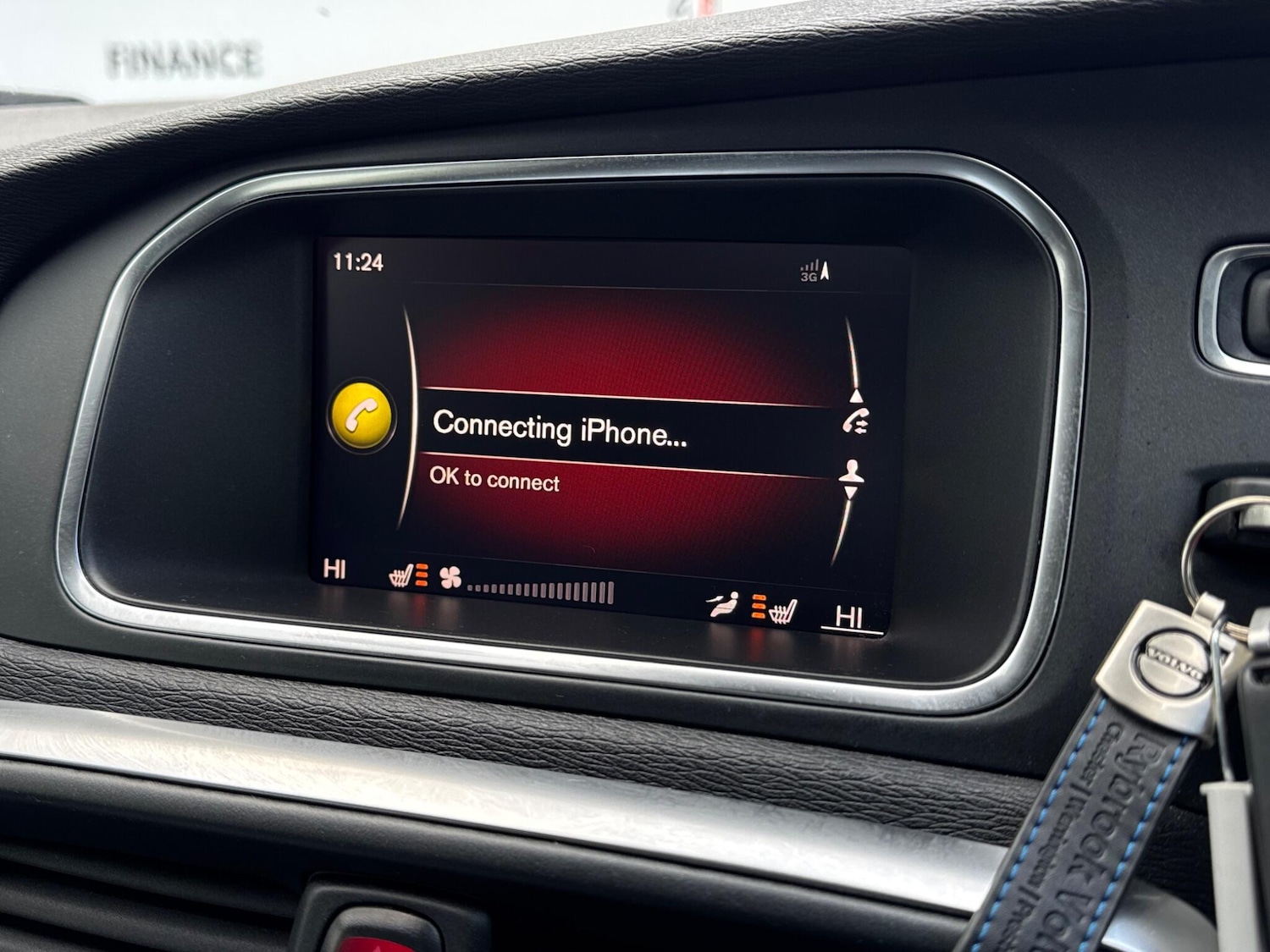 Used Volvo V40 2019 for sale - 76991359: Photo 57