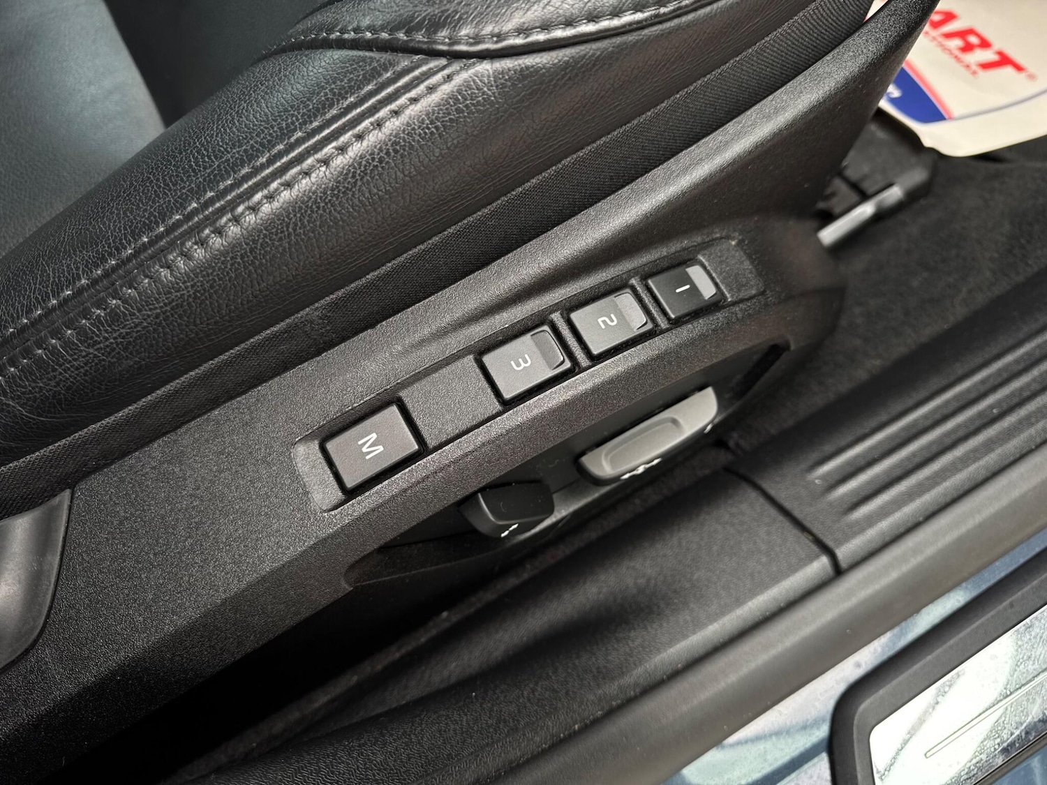 Used Volvo V40 2019 for sale - 76991359: Photo 65