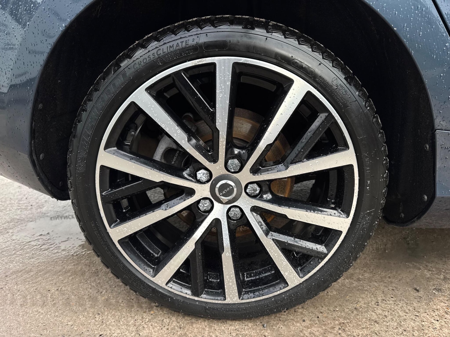 Used Volvo V40 2019 for sale - 76991359: Photo 81