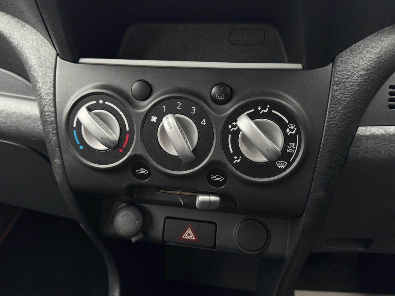 Used Suzuki Alto 2014 for sale - 77253987: Photo 14