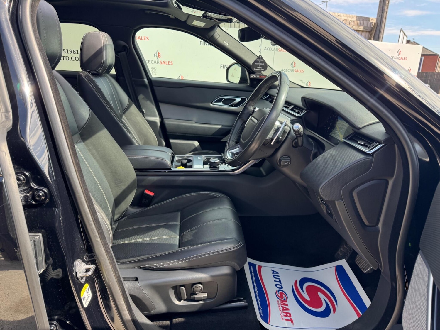 Used Land Rover Range Rover Velar for sale - 78148359: Photo 11