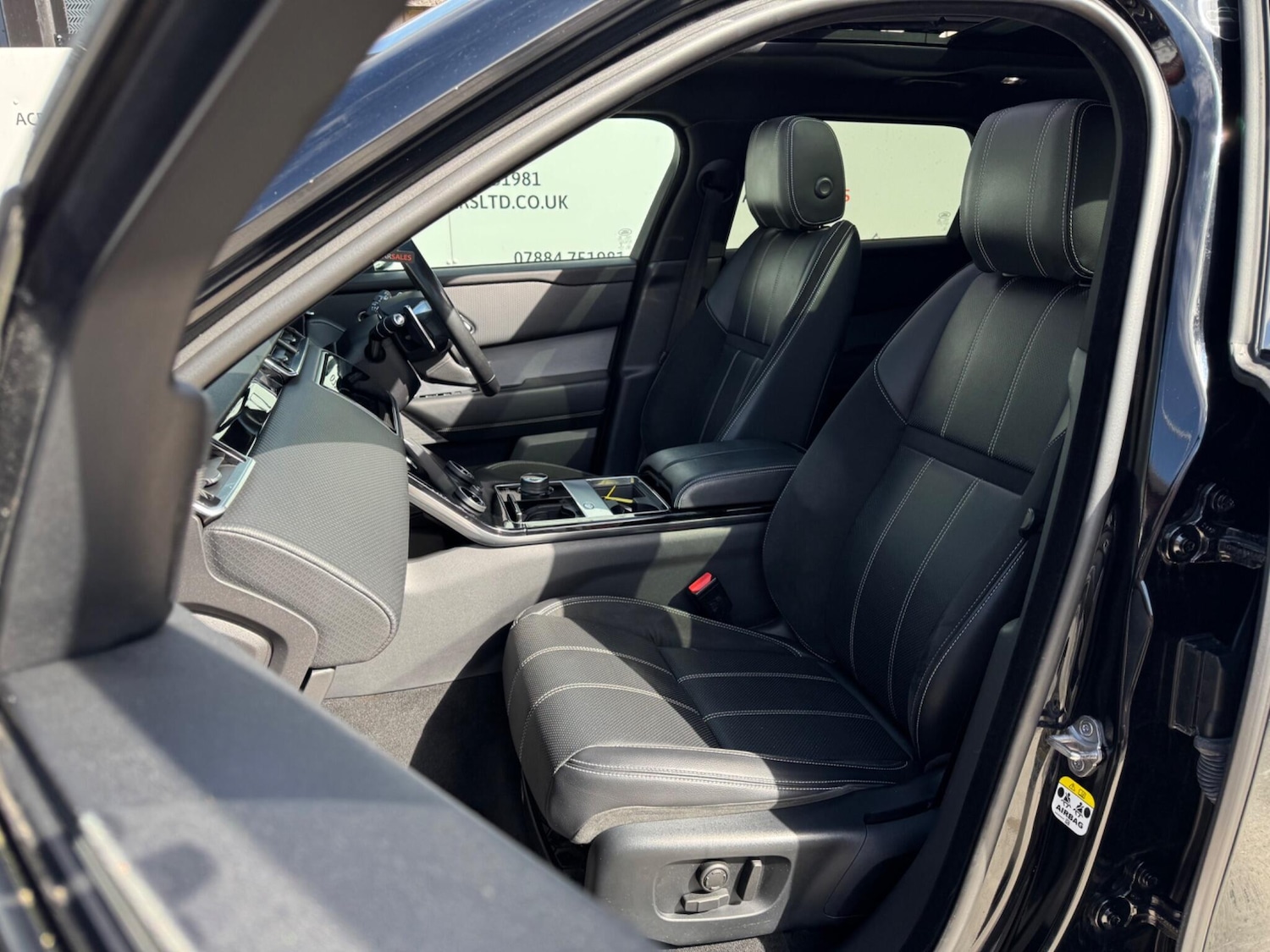 Used Land Rover Range Rover Velar for sale - 78148359: Photo 19