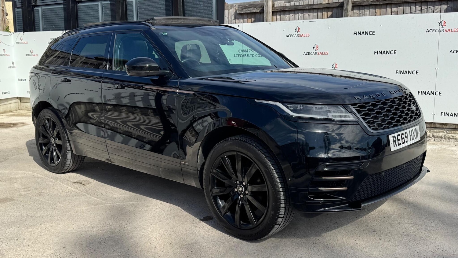 Used Land Rover Range Rover Velar for sale - 78148359: Photo 2