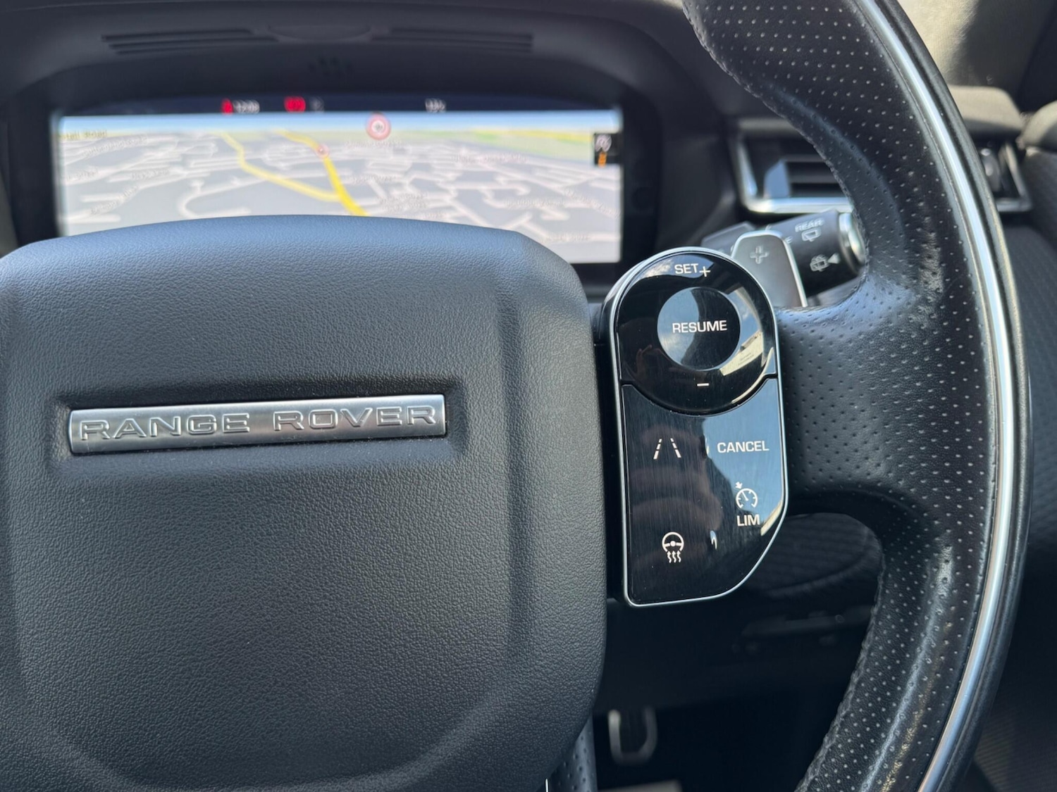 Used Land Rover Range Rover Velar for sale - 78148359: Photo 32