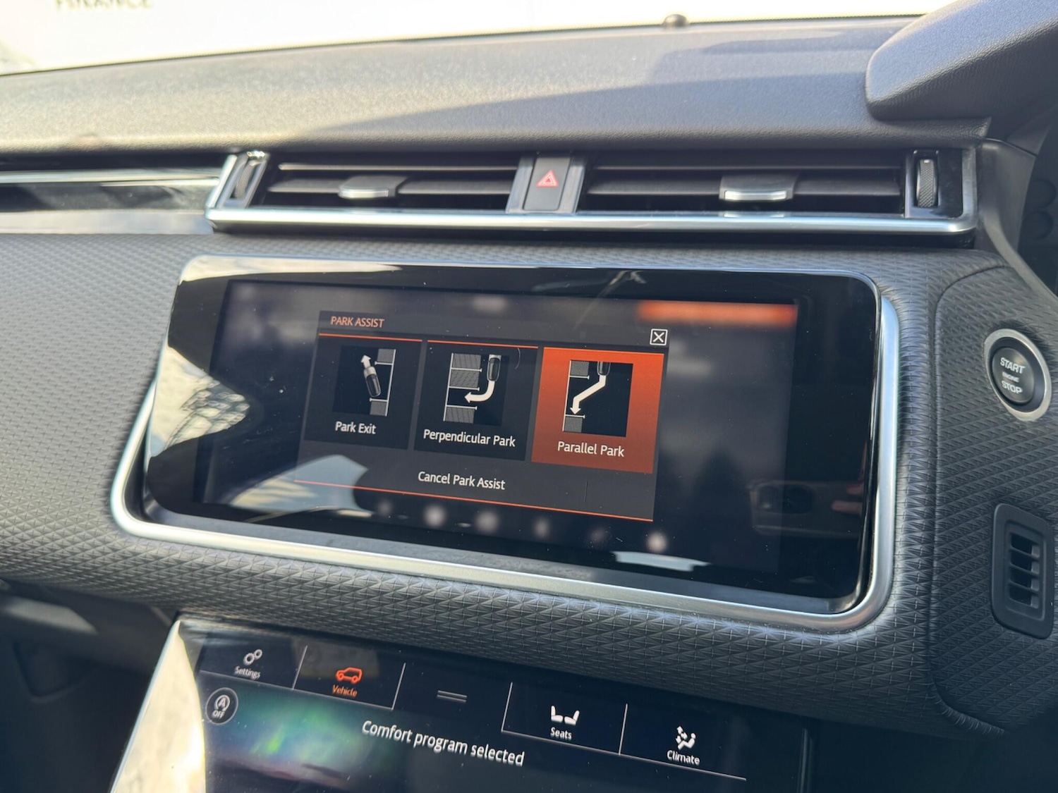 Used Land Rover Range Rover Velar for sale - 78148359: Photo 37