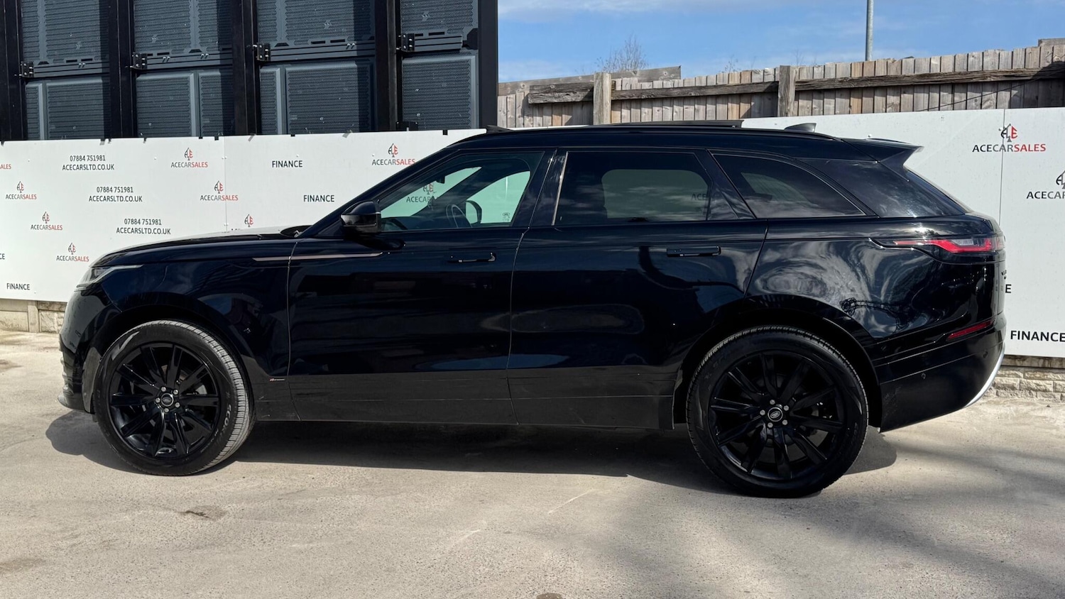 Used Land Rover Range Rover Velar for sale - 78148359: Photo 5