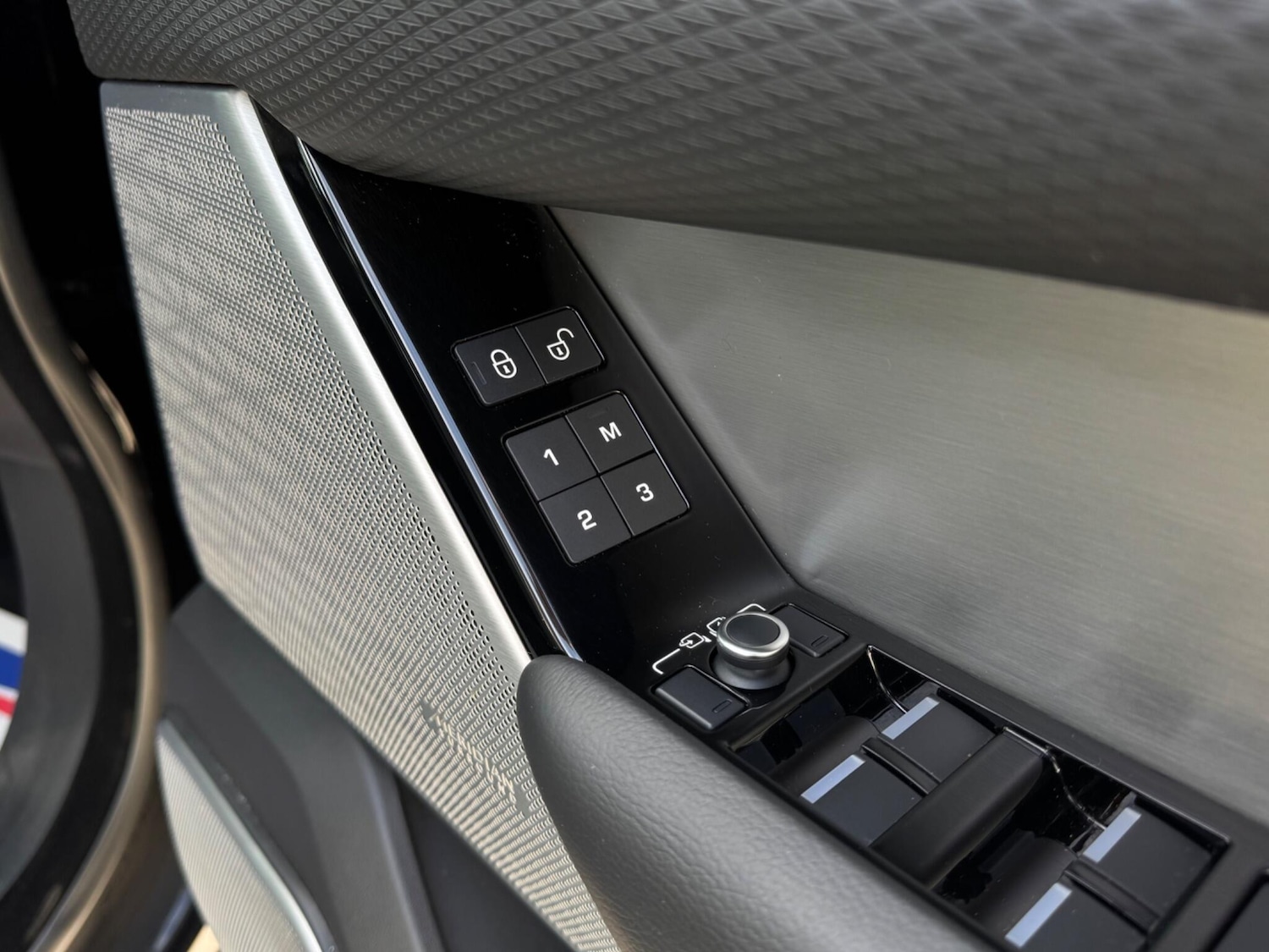 Used Land Rover Range Rover Velar for sale - 78148359: Photo 70