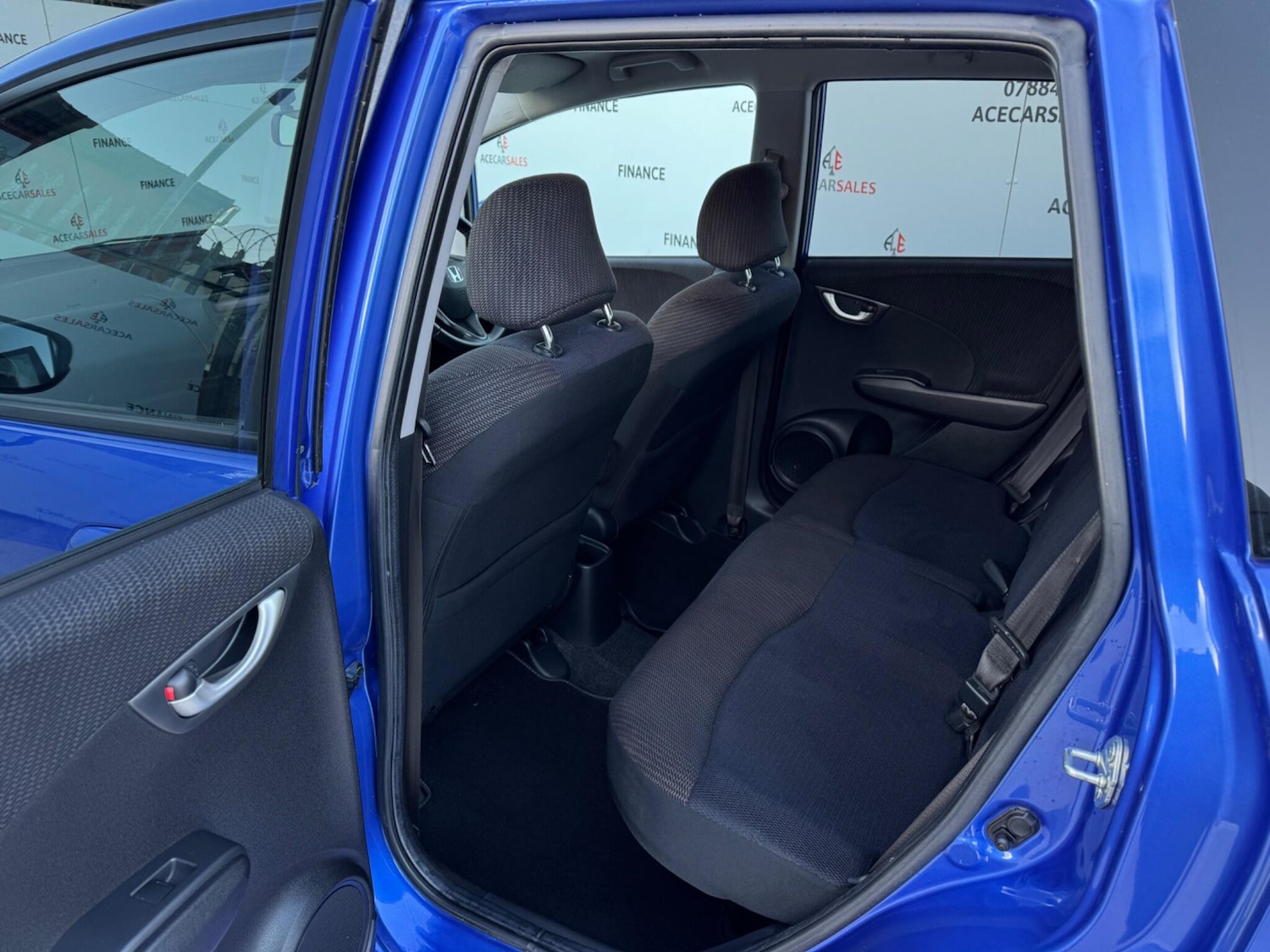 Used Honda Jazz 2015 for sale - 76646236: Photo 15