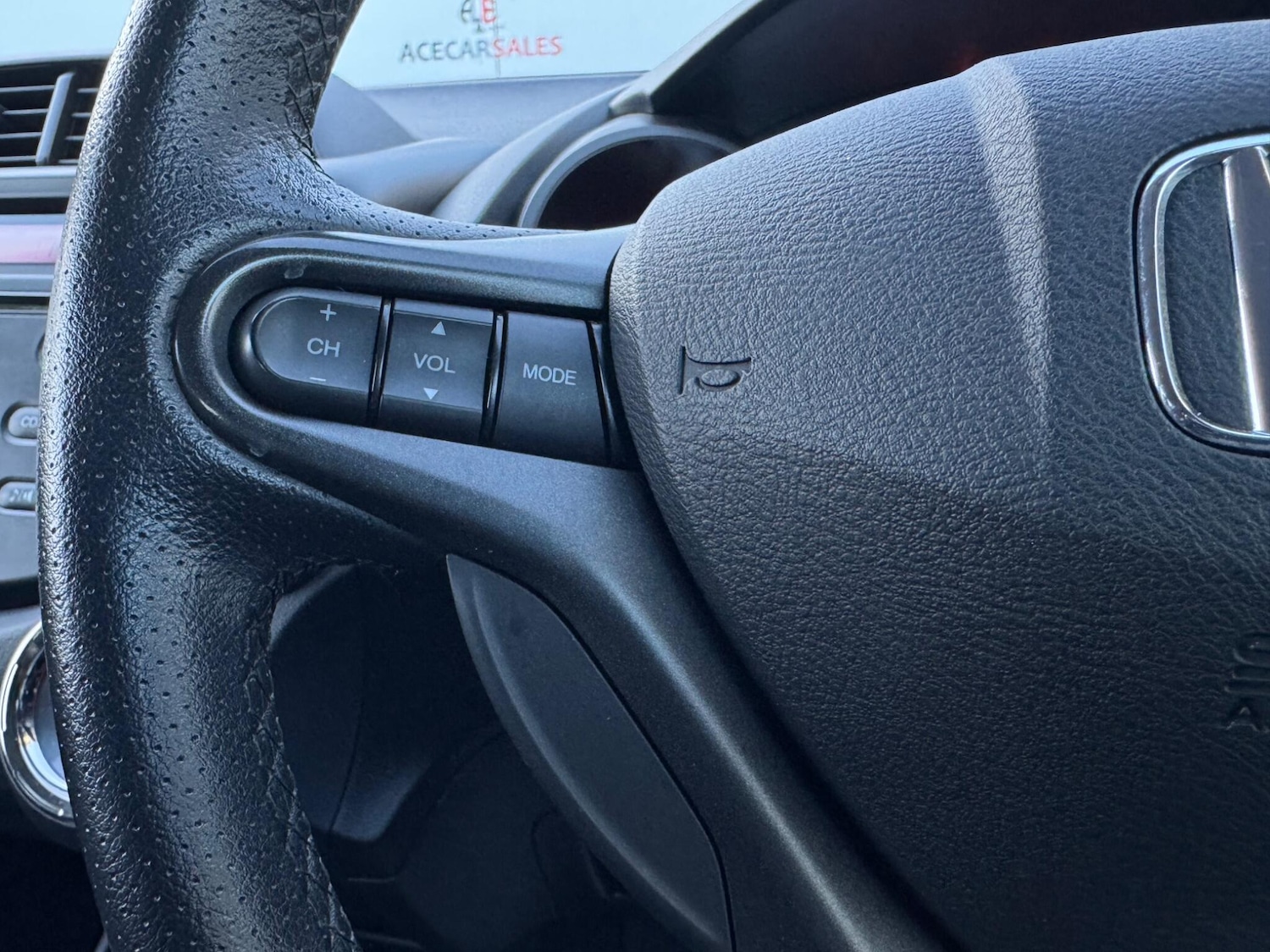 Used Honda Jazz 2015 for sale - 76646236: Photo 29