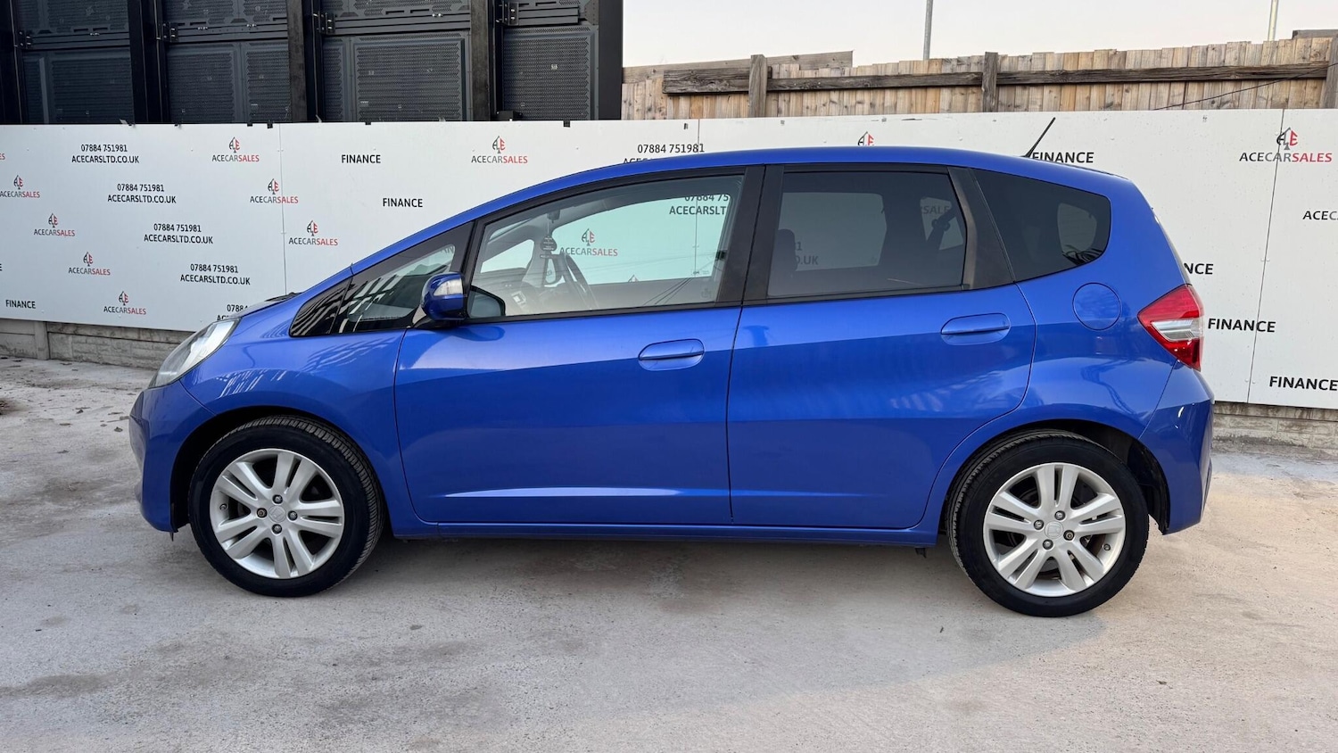 Used Honda Jazz 2015 for sale - 76646236: Photo 5