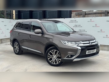 Mitsubishi - Outlander