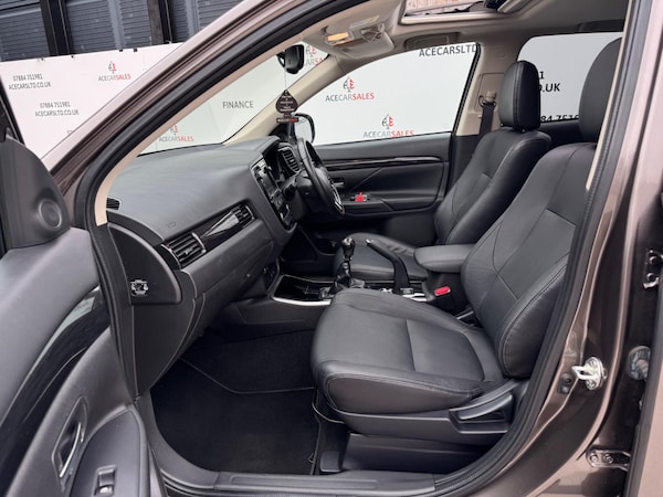 Used Mitsubishi Outlander 2018 for sale - 76270674: Photo 20