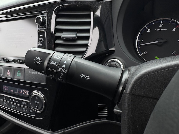Used Mitsubishi Outlander 2018 for sale - 76270674: Photo 29