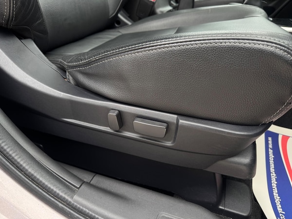 Used Mitsubishi Outlander 2018 for sale - 76270674: Photo 42