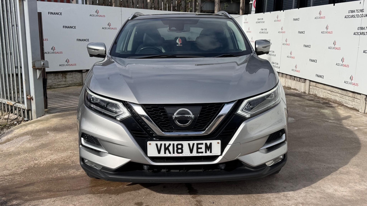 Used Nissan Qashqai 2018 for sale - 77658139: Photo 2