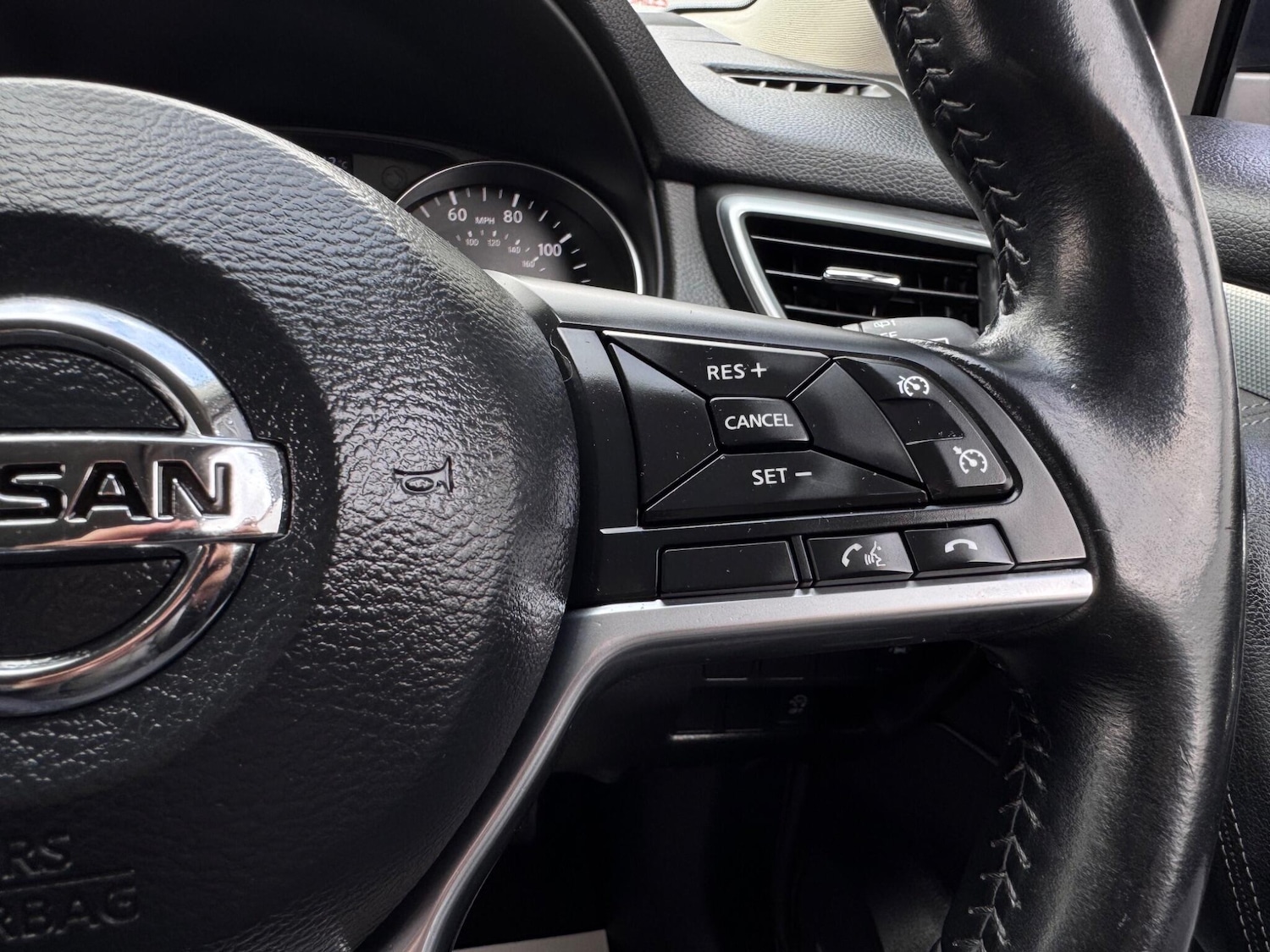 Used Nissan Qashqai 2018 for sale - 77658139: Photo 30