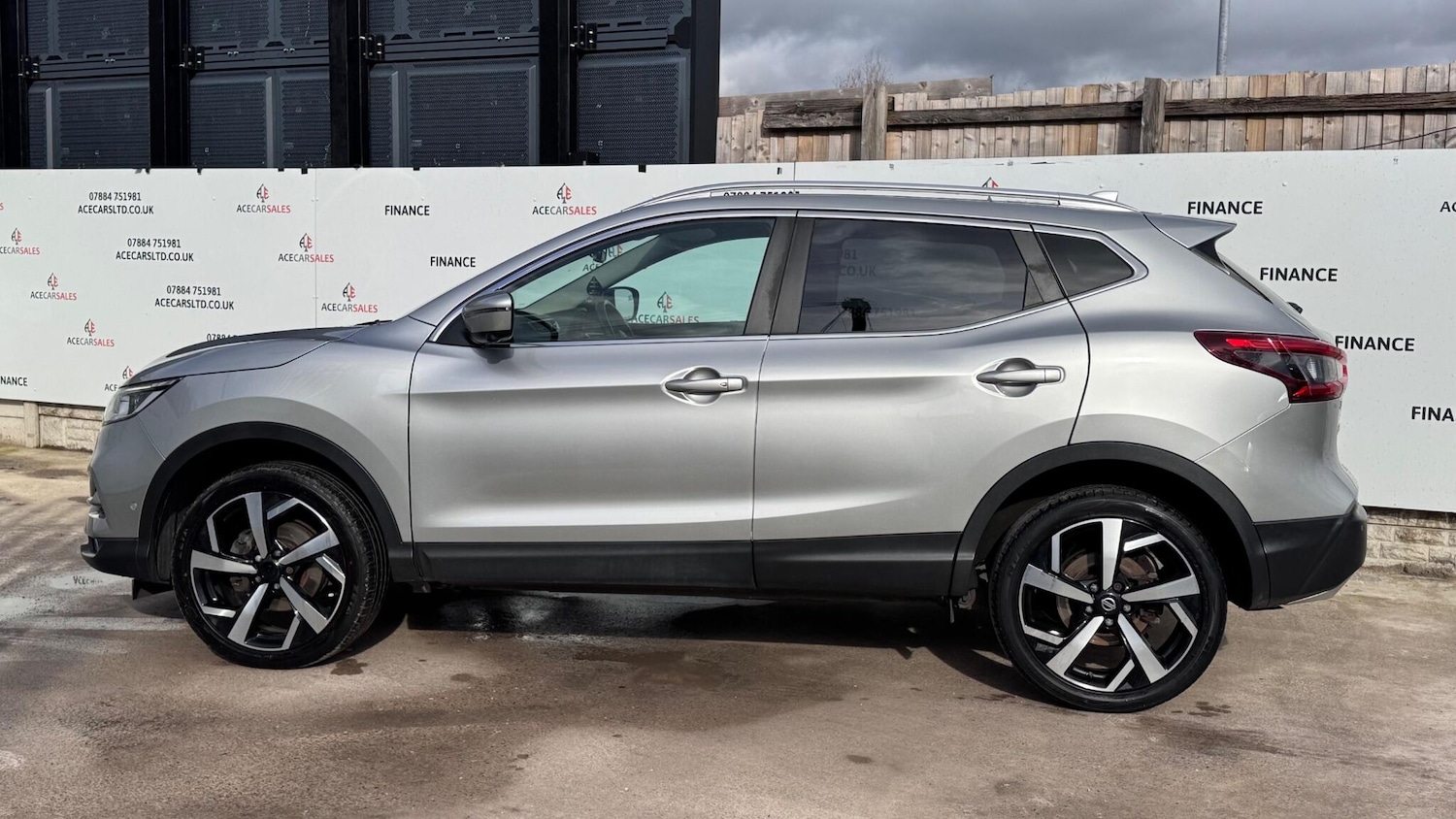 Used Nissan Qashqai 2018 for sale - 77658139: Photo 4