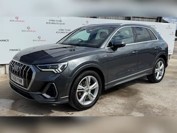Used Audi Q3 2020 for sale - 79820400: Photo