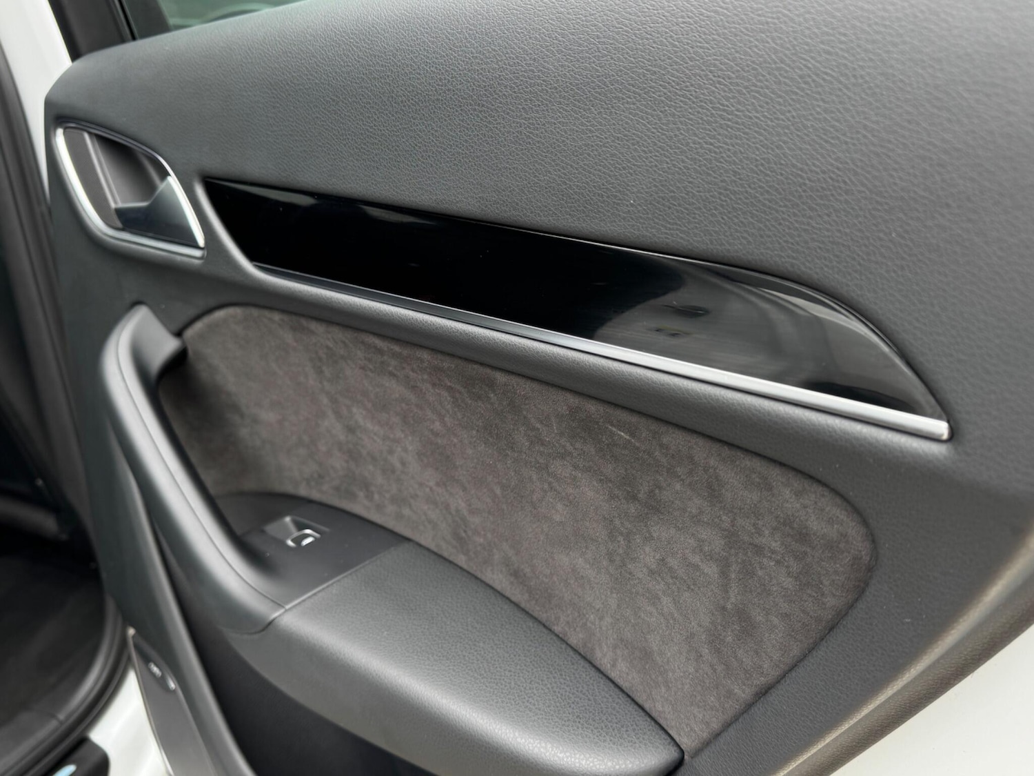 Used Audi Q3 2017 for sale - 78100240: Photo 69