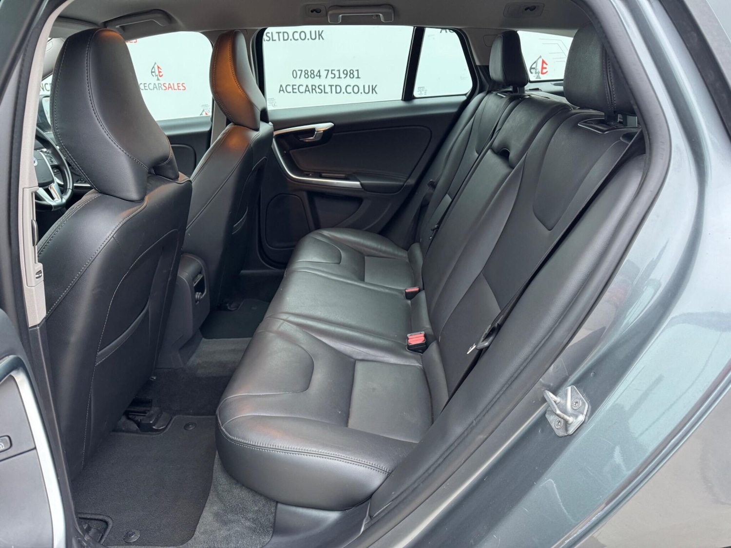 Used Volvo V60 2017 for sale - 77330739: Photo 16